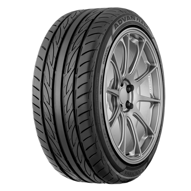 letni гуми YOKOHAMA 195/50 R15 V701 82V