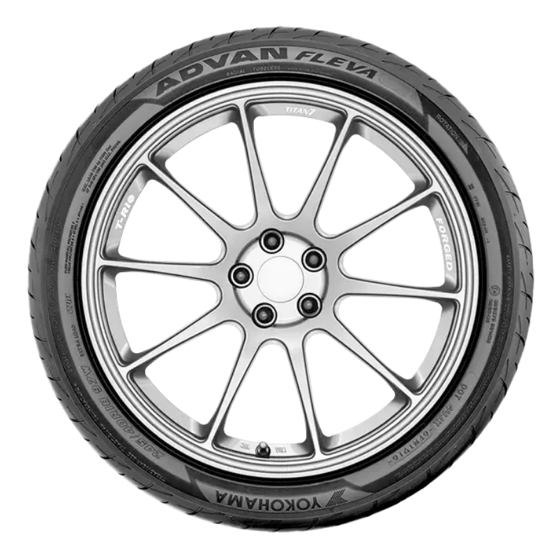 letni гуми YOKOHAMA 195/50 R15 V701 82V